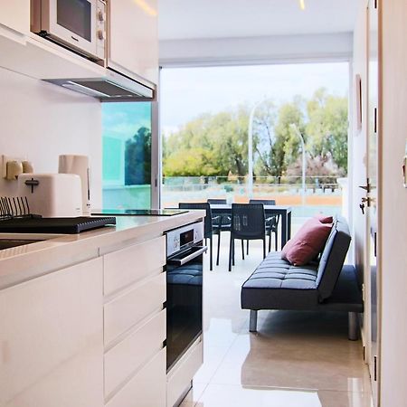 Ferienwohnung Phaedrus Living - Seaside Luxury Flat Harbour 110 Paphos Exterior foto